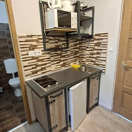 Trafohaz Apartment Zamardi