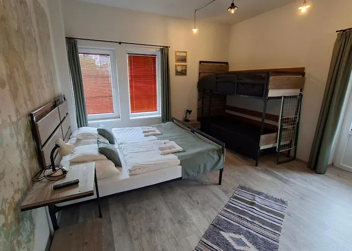 Trafohaz アパート Zamárdi